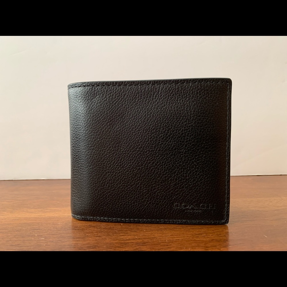 EUC Coach Men’s Leather Billfold Wallet, Black